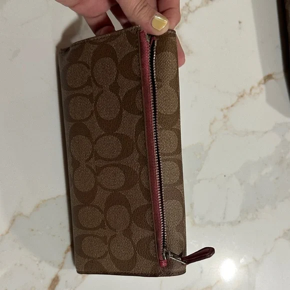Coach Brown Signature Pattern Continental Wallet - Picture 3 of 11